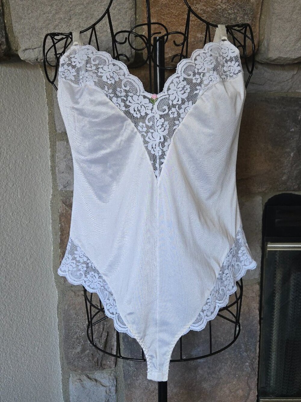 Vintage Chantilly Maidenform Lace Trim Teddy